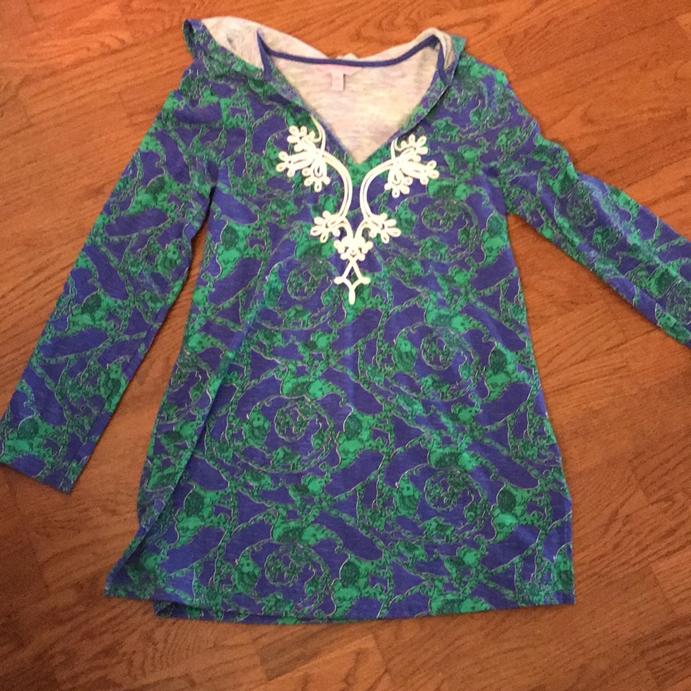 Lilly Pulitzer tunic Elephants cover up hoodie